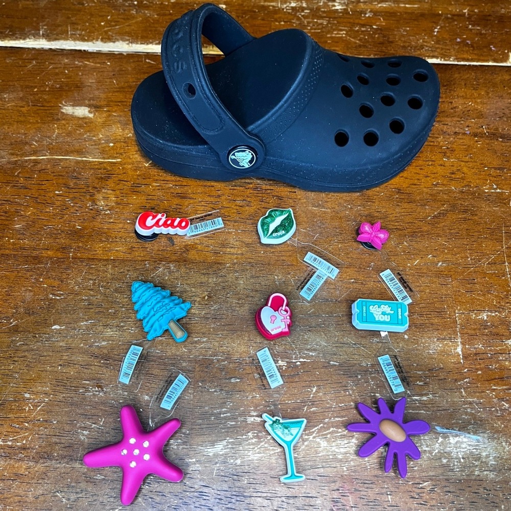 Crocs Black Clog Coin Pouch Zippered Case with 9 Authentic Jibbitz Charms Set